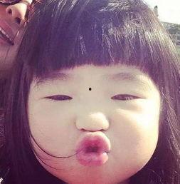 网红夏诗文越看越丑,颜值争议背后的网络现象解析