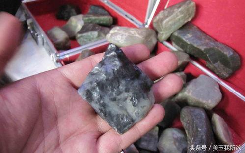 若羌青花料怎么看,千年古韵，天然瑰宝的传奇之旅