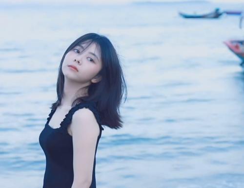 网红西湖边女孩叫什么,她的名字，她的故事