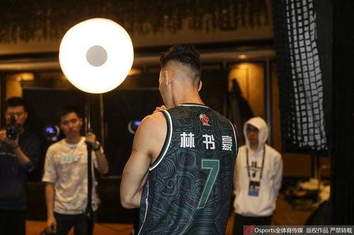 全明星寒战拍摄花絮,揭秘拍摄花絮与精彩瞬间